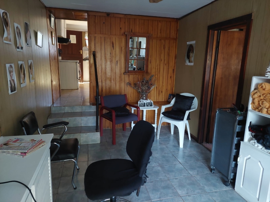 4 Bedroom Property for Sale in Christmas Rock Eastern Cape
